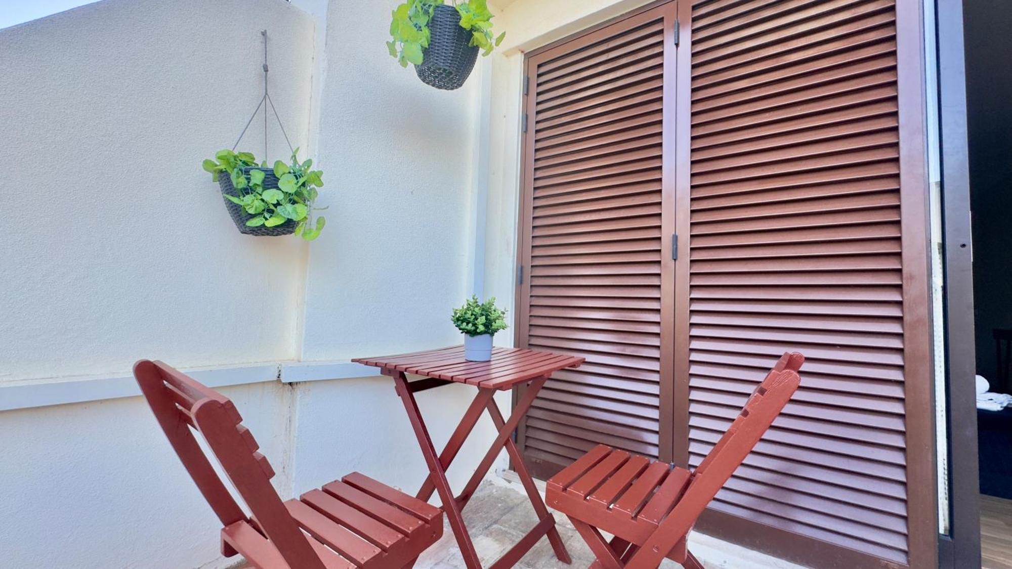 Cozy And Stylish Studio Apt Just 800M From The Beach - New On Booking! Albufeira Exterior foto